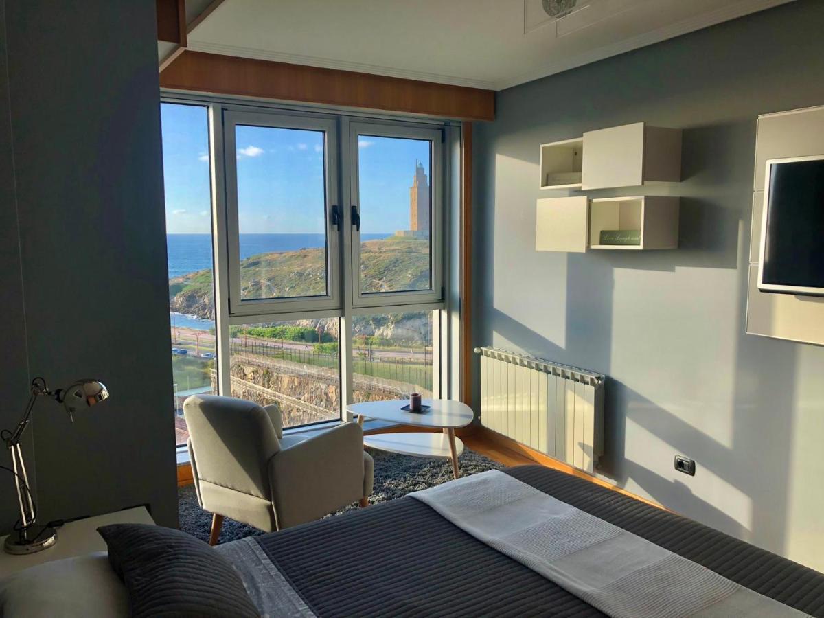Parking, Vistas Al Mar Y Tres Habitaciones ア・コルーニャ エクステリア 写真